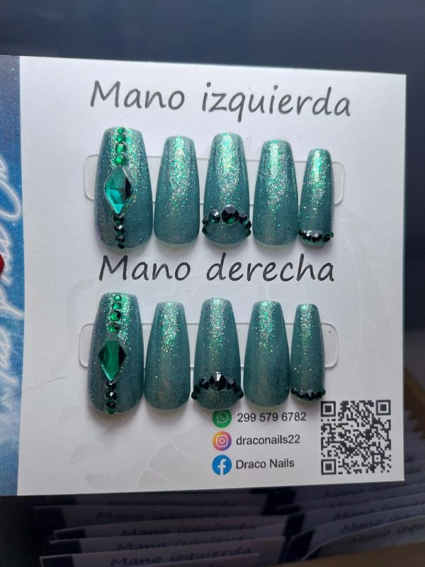 L - Strass